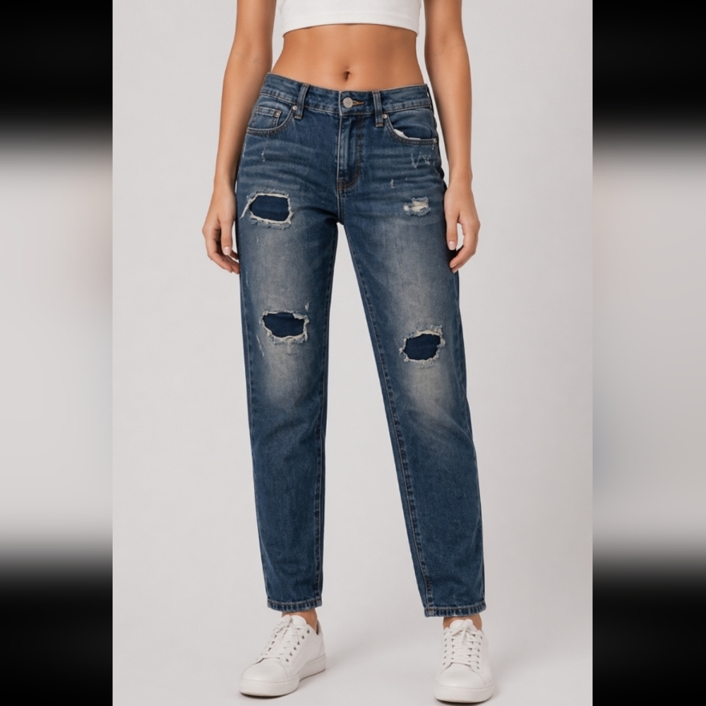 BULLHEAD Boyfriend Distressed Jean 3 Juniors